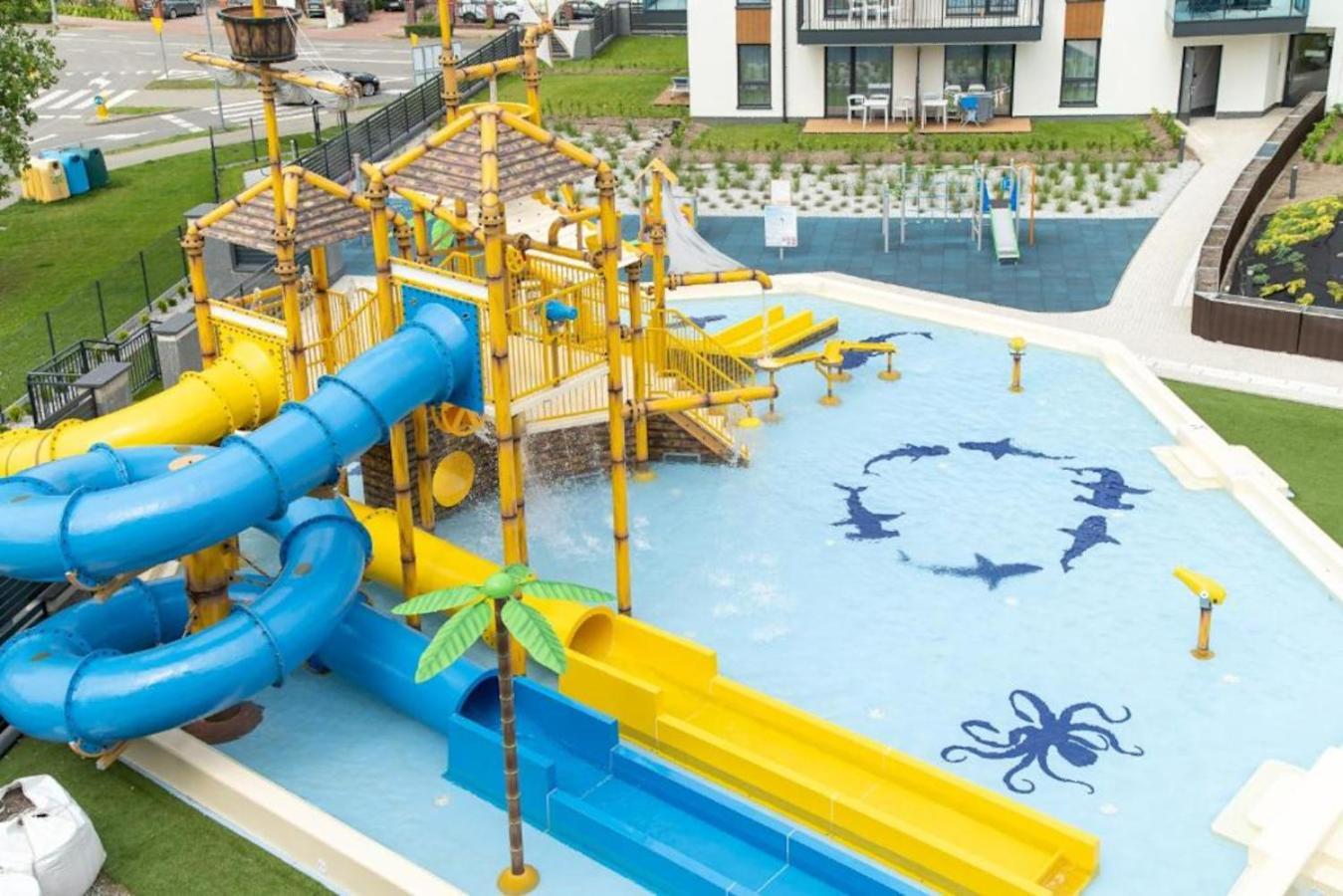 Bel Mare Resort Apartment With Parking By Noclegi Renters Miedzyzdroje Exterior photo